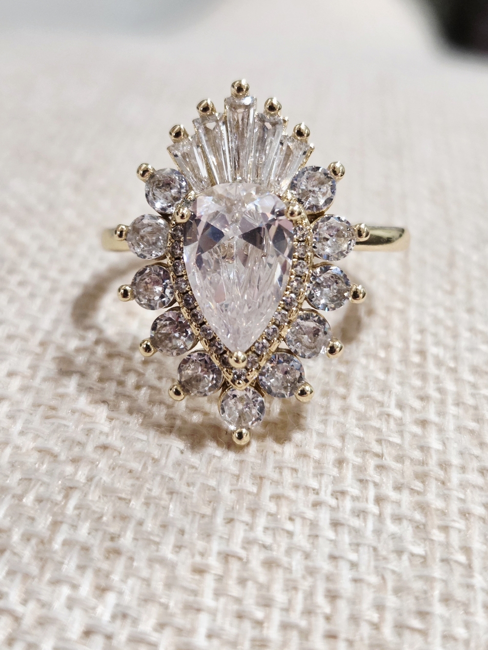 Gold Pear-Cut Halo Statement Ring with Clear Stones~size 10.5